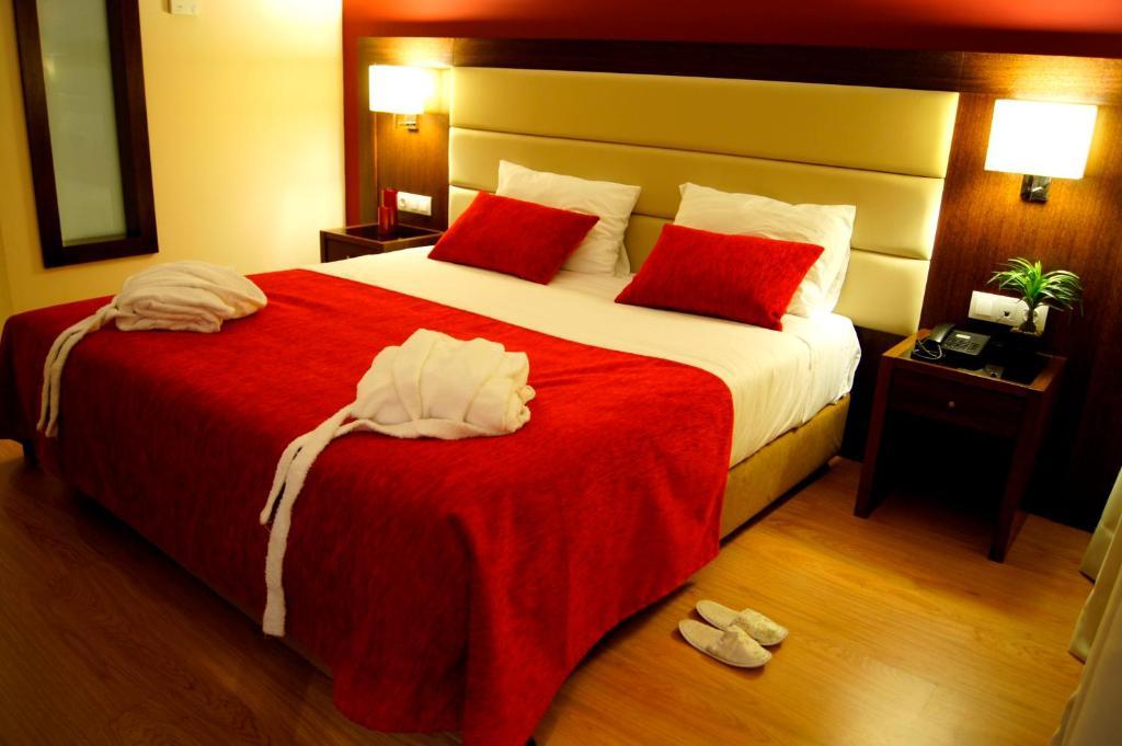 תרמאס דה סאו פדרו דו סול Palace Hotel E Spa Monte Rio חדר תמונה
